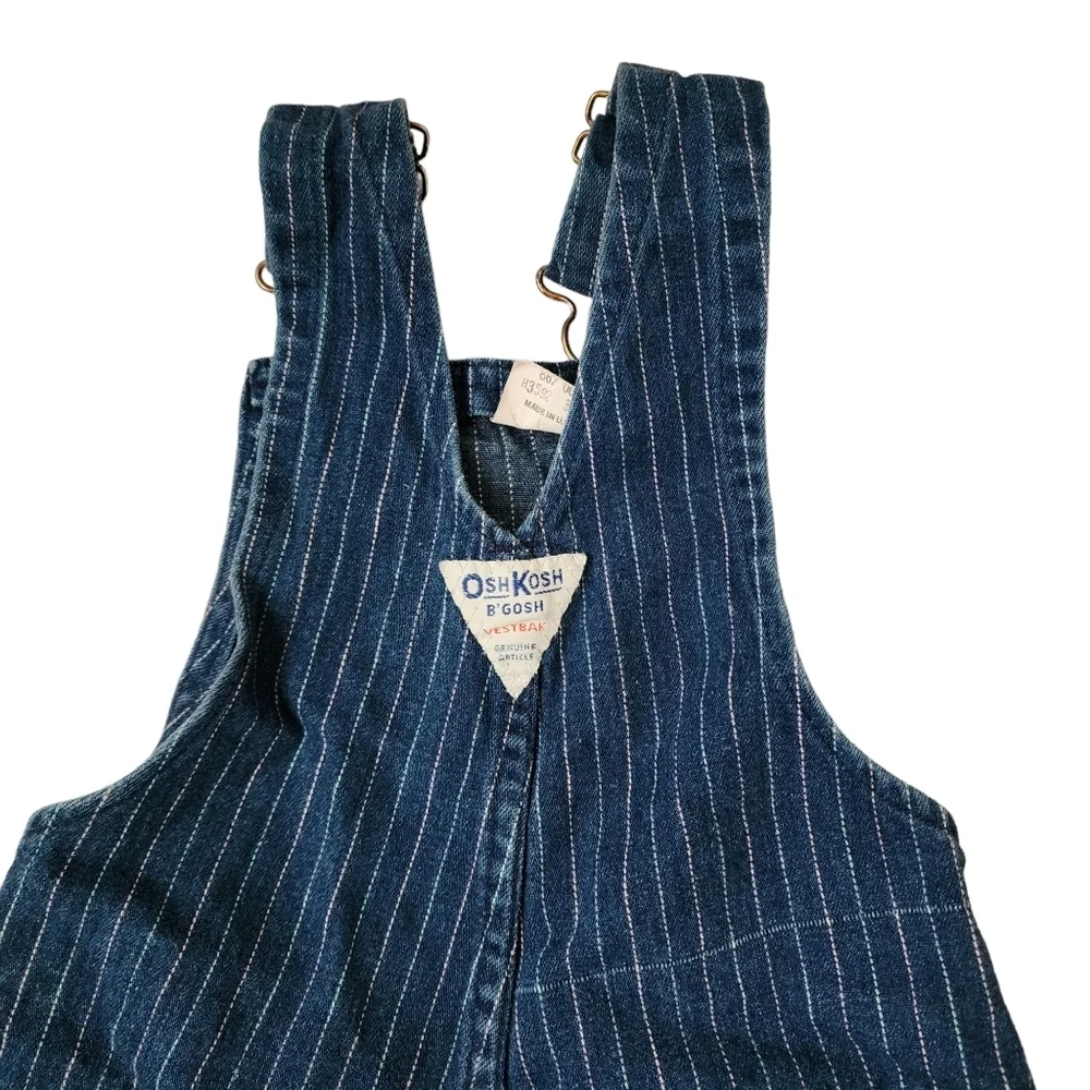 OSHKOSH B'GOSH x VINTAGE sanforized vestbak overalls in dark wash denim hearts‎